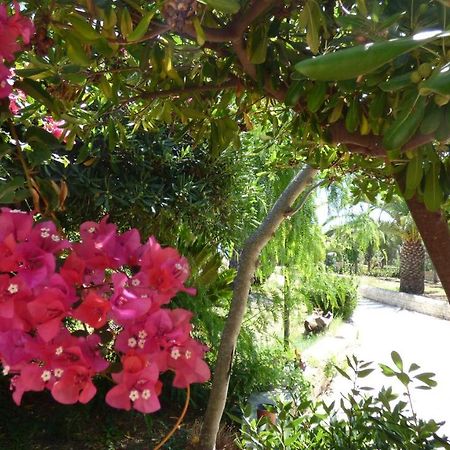 La Villa Rosa Al Mare Pozzallo Bagian luar foto
