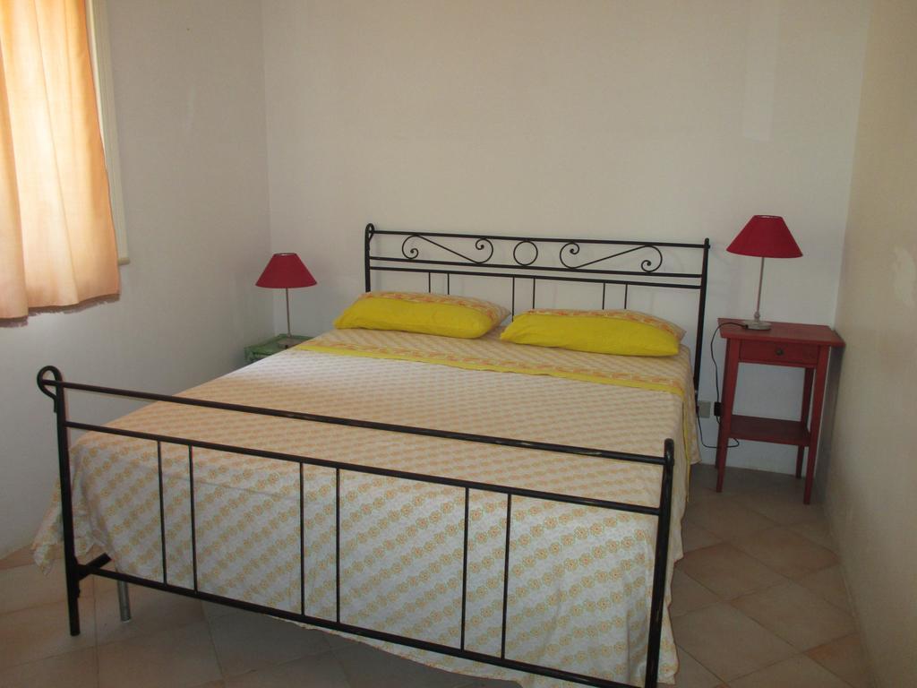 La Villa Rosa Al Mare Pozzallo Ruang foto