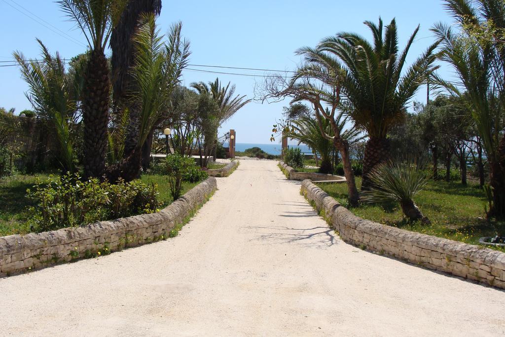 La Villa Rosa Al Mare Pozzallo Ruang foto