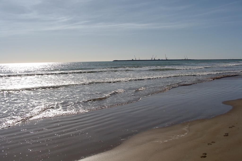 La Villa Rosa Al Mare Pozzallo Ruang foto